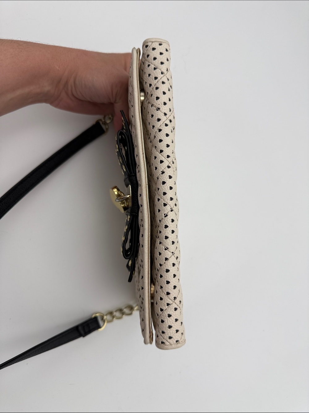 Betsey Johnson Cream Quilted Shoulder Bag with Black Strap & Gold Hardware - Picture 6 of 10